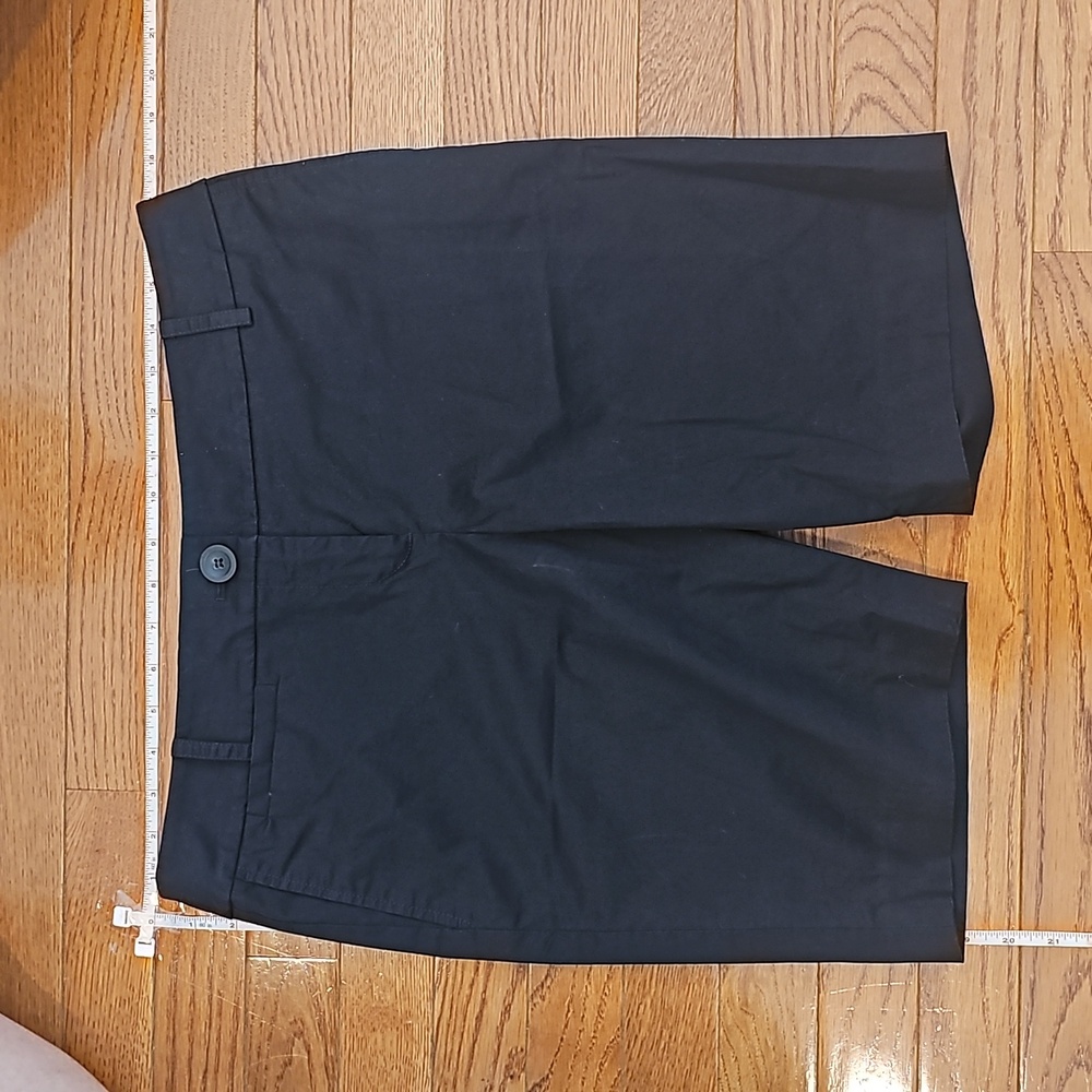 10" Bermuda black shorts